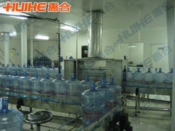 桶裝純凈水生產線 查看桶裝純凈水生產線實際圖片