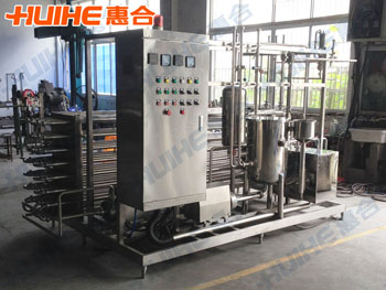 精美展示電加熱管式超高溫殺菌機,小型管式殺菌機實拍圖,讓客戶更直觀的了解我們的產品!