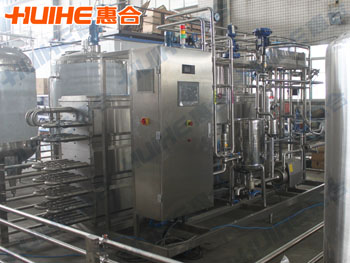 果汁 茶飲料管式超高溫滅菌機(jī)(熱、常溫罐裝) 查看果汁 茶飲料管式超高溫滅菌機(jī)(熱、常溫罐裝)實(shí)際圖片